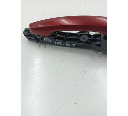 Ручка двери передняя левая внешняя