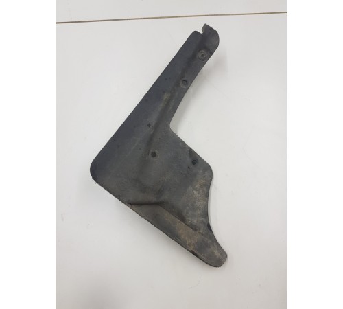 Брызговик задний правый