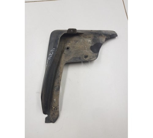 Брызговик задний правый