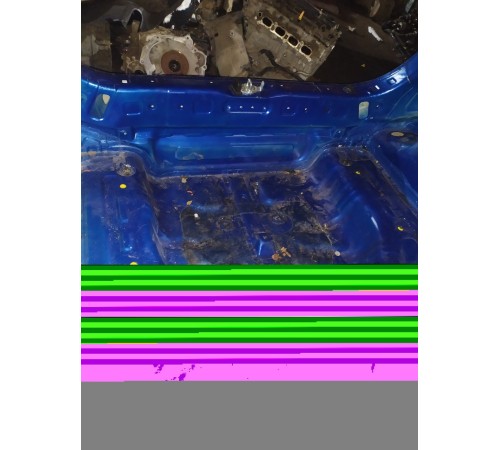 Ниша багажника (запасного колеса)