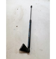 Амортизатор капота