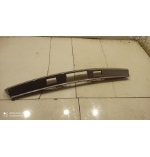 Накладка крышки багажника