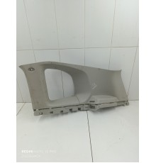 Обшивка багажника задняя правая верхняя