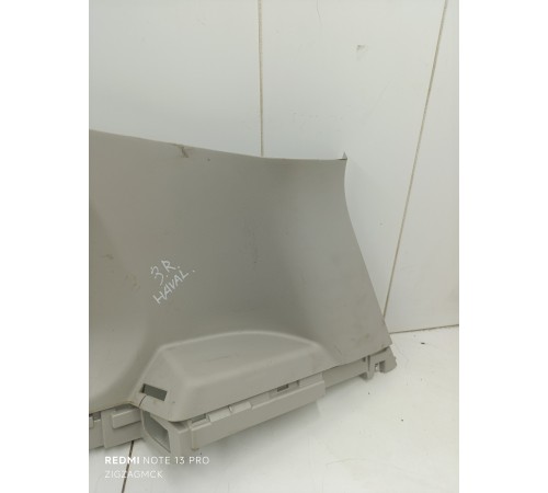 Обшивка багажника задняя правая верхняя