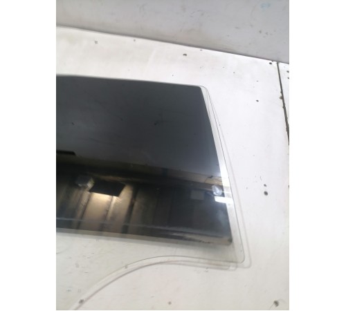 Стекло двери заднее правое