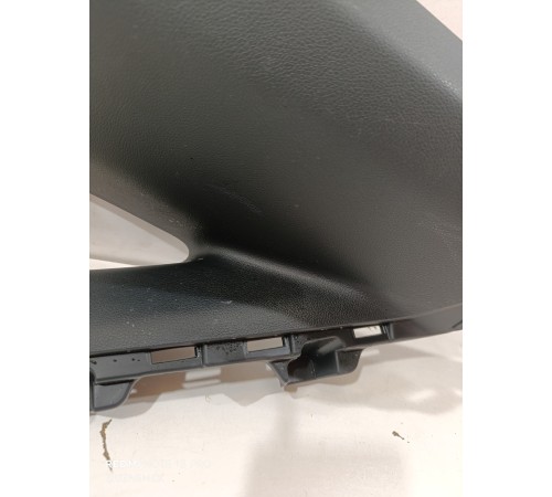 Обшивка багажника правая верхняя