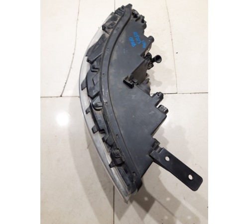 Фара (правая)