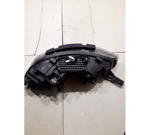 Фара (правая)