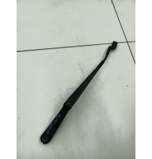 Поводок стеклоочистителя (левый)