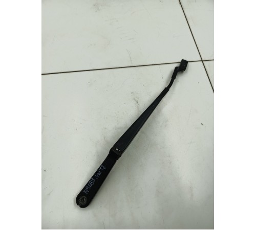 Поводок стеклоочистителя (левый)