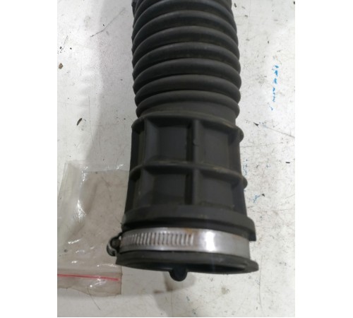 Патрубок воздушного фильтра