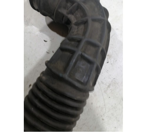 Патрубок воздушного фильтра