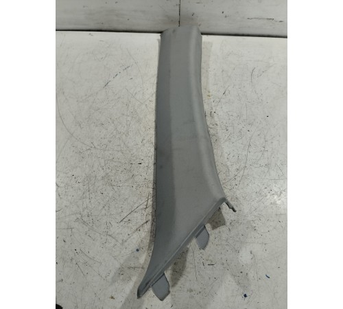 Обшивка стойки лобового стекла правая