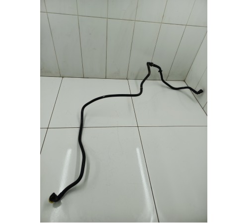 Трубка вакуумная топливная