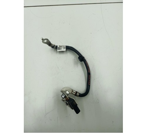 Клемма аккумулятора минусовая