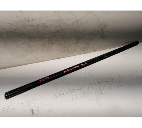 Уплотнитель стекла наружний передний левый