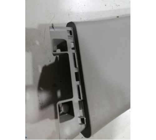 Обшивка центральной стойки левая верхняя