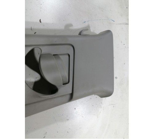 Обшивка центральной стойки левая верхняя