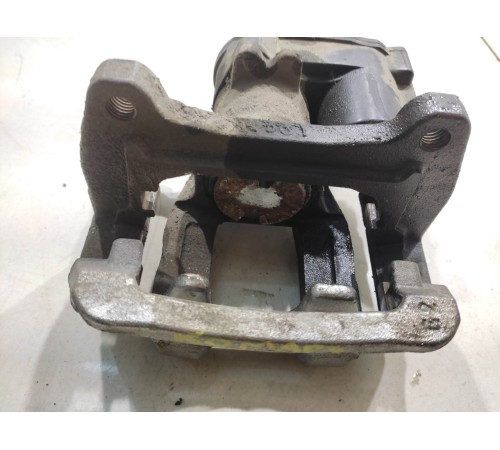 Суппорт (задний, правый)