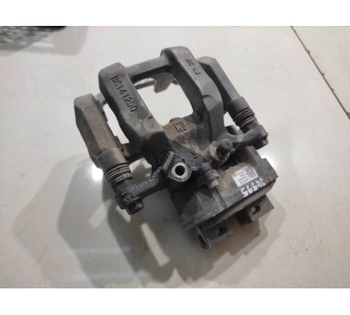 Суппорт (задний, правый)