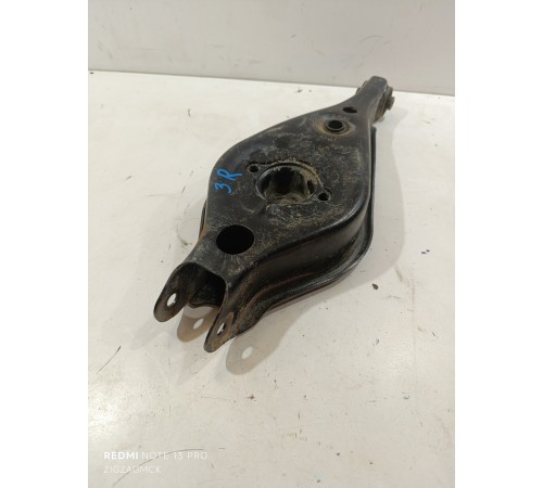 Рычаг правый задний нижний поперечный