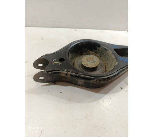 Рычаг правый задний нижний поперечный