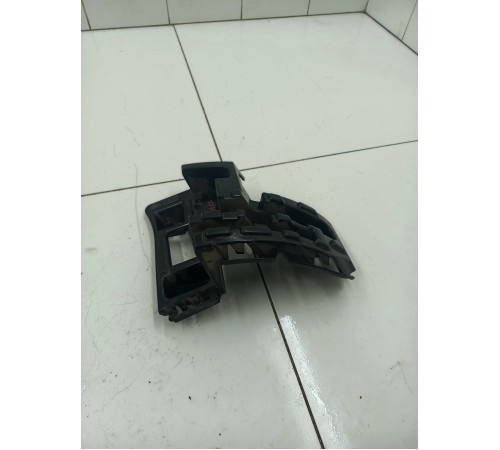 Кронштейн заднего бампера левый