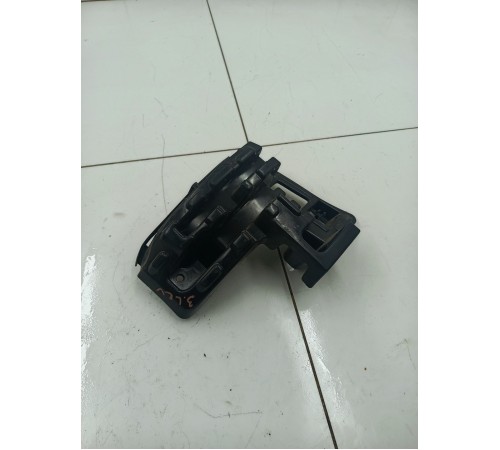 Кронштейн заднего бампера левый