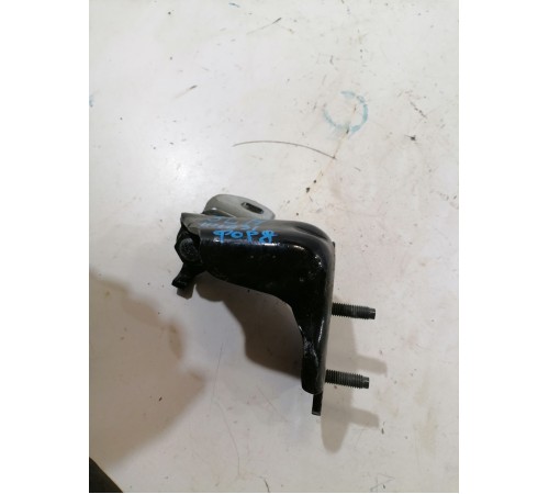 Петля двери задняя левая нижняя