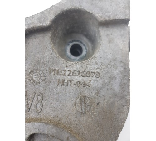 Кронштейн генератора