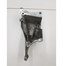 Кронштейн генератора