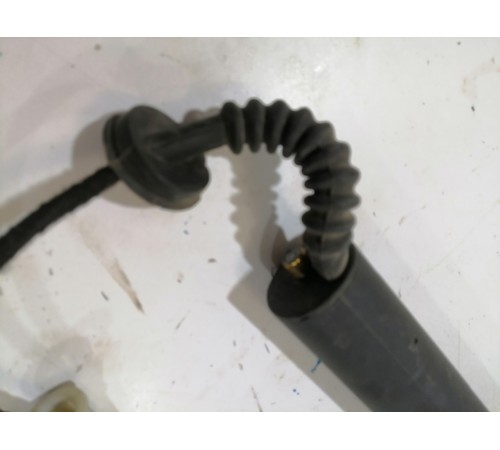 Амортизатор крышки багажника левый