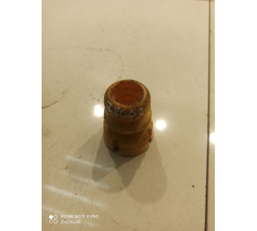 Отбойник переднего амортизатора левый