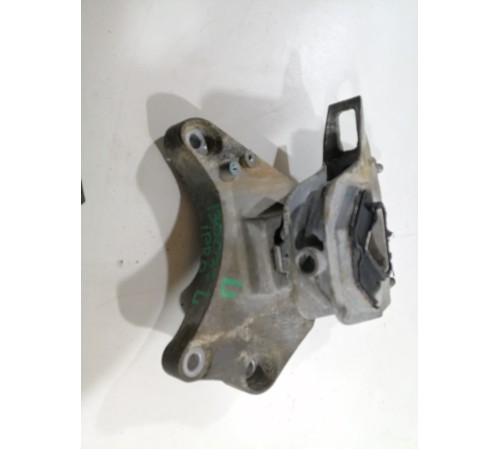 Подушка опора двигателя левая