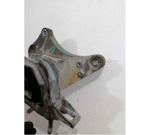 Подушка опора двигателя левая