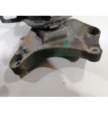 Подушка опора двигателя левая