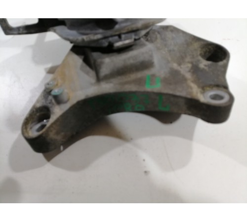 Подушка опора двигателя левая