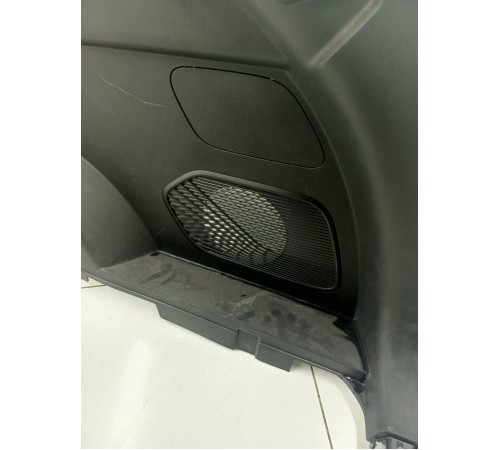 Обшивка багажника правая