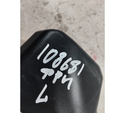 Накладка (заглушка) пластик салона левая