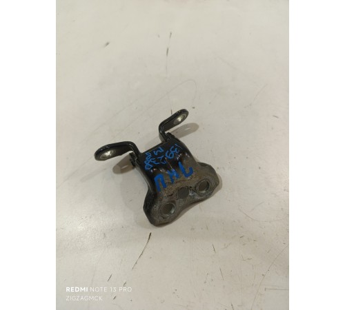 Петля двери передняя левая нижняя