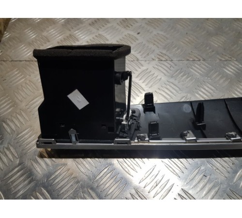 Накладка на торпедо