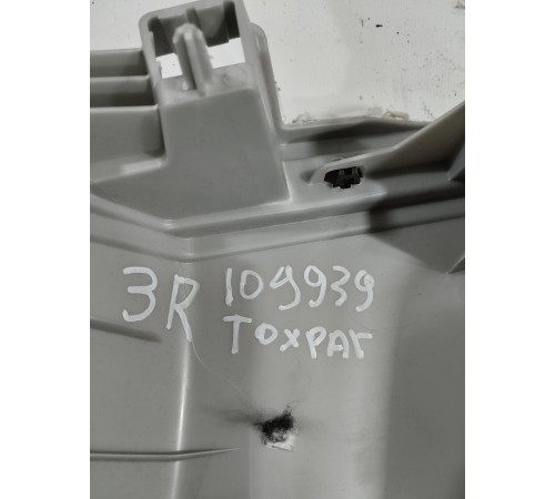 Обшивка стойки (задняя правая)