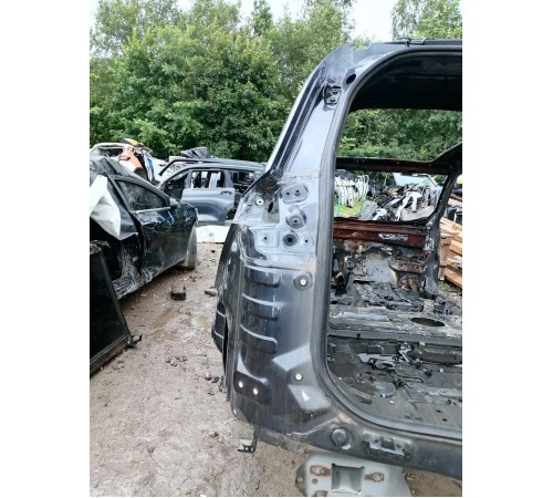 Крыло заднее левое