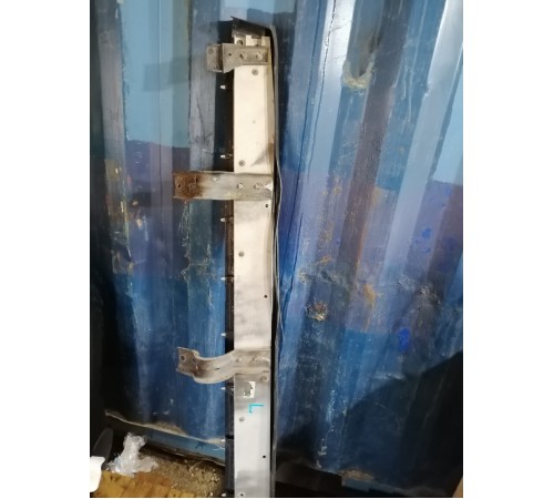 Подножка порога левая