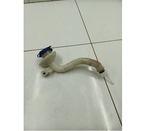 Горловина бачка омывателя