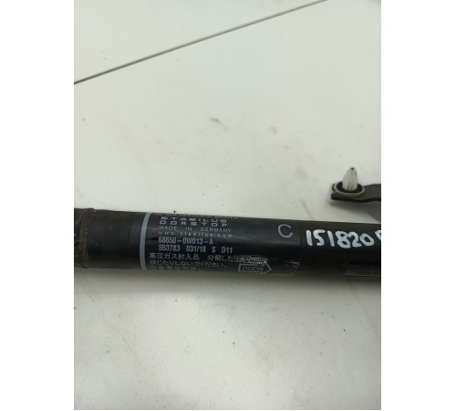 Амортизатор крышки багажника