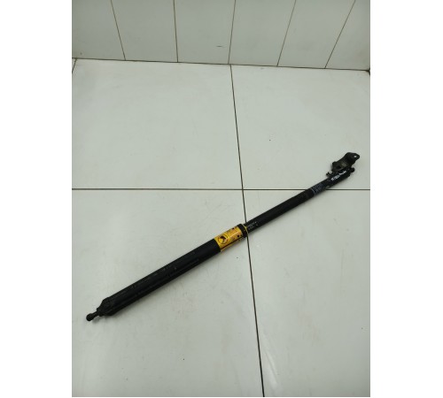 Амортизатор крышки багажника