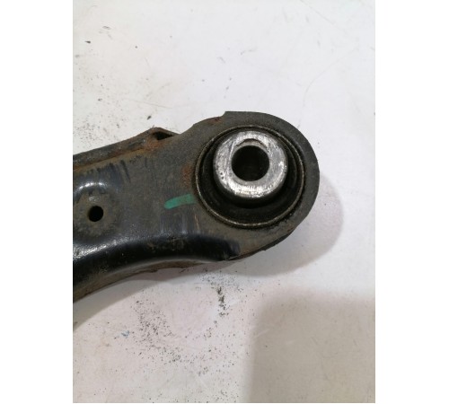 Рычаг задний верхний