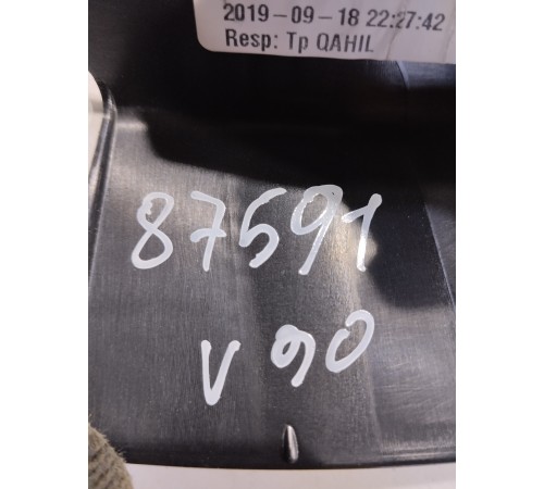 Накладка двери (передняя левая)