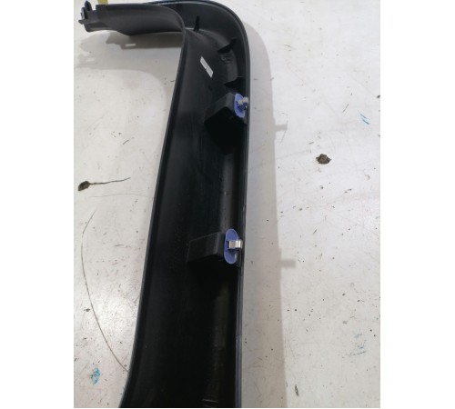 Обшивка крышки багажника левая